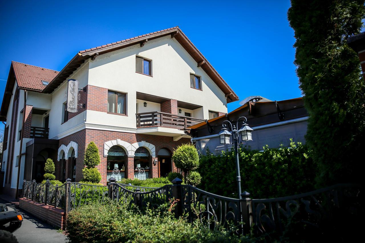 Pensiunea Casa Vera Târgu Jiu Exterior foto